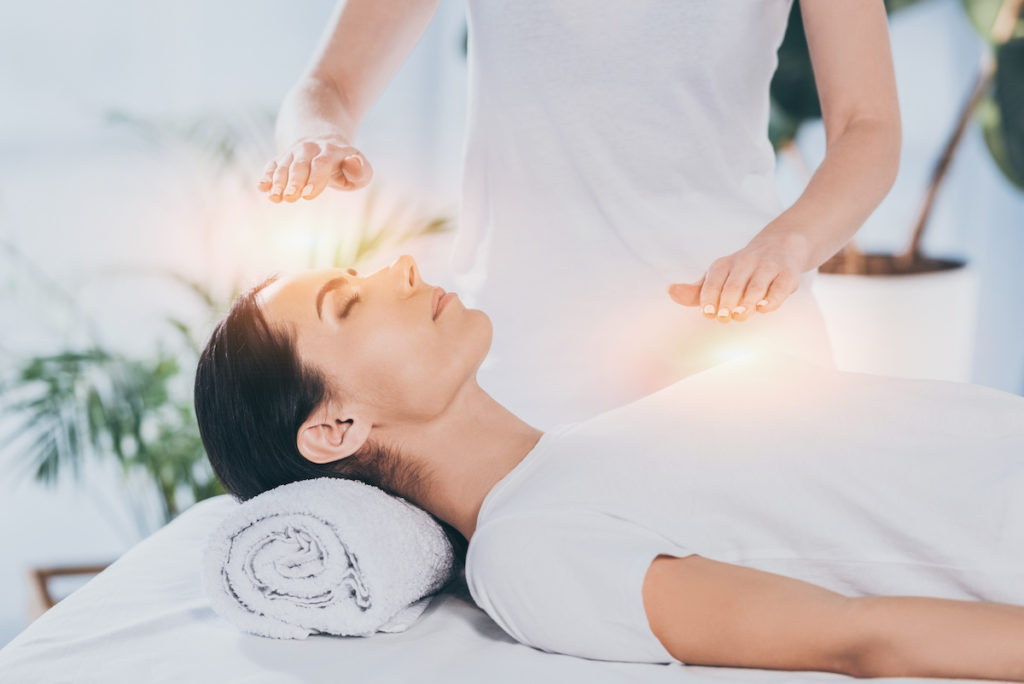 sanseriet-reiki-healing-giver-en-dyb-afslappet-tilstand